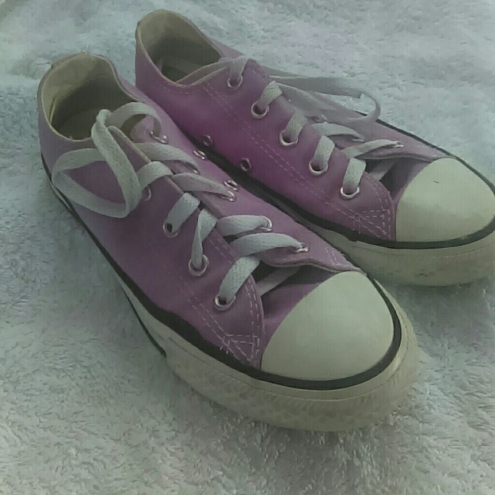 Purple Converse size 1